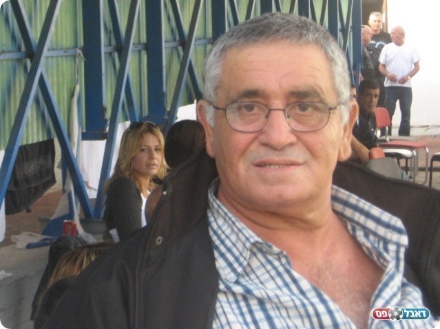 אחריו, לא הצליחו למשוך את העגלה. בלולול ז"ל